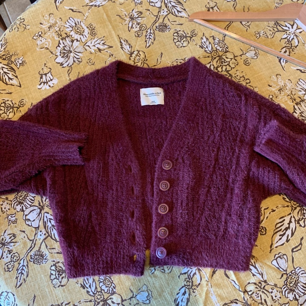 Fuzzy cropped cardigan